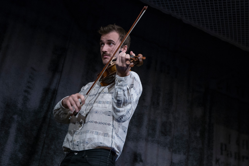 Andre Roligheten 4