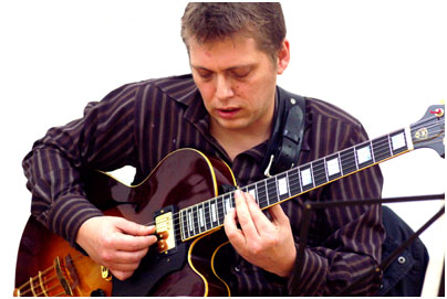 Nigel Price 17029806 Clocktower Cafe, Croydon, UK. March 07. Images of Jazz