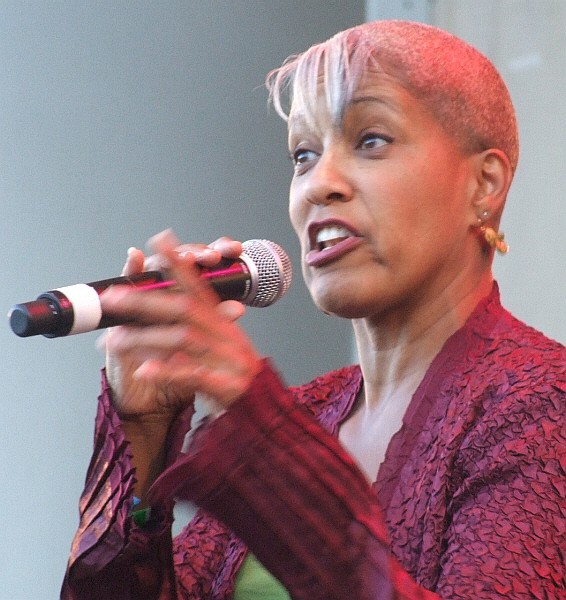 Rene Marie with Her High Maintenance Quartet at 2010 Chicago Jazz Festival