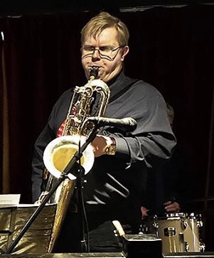 Baritone at the Queen Vic