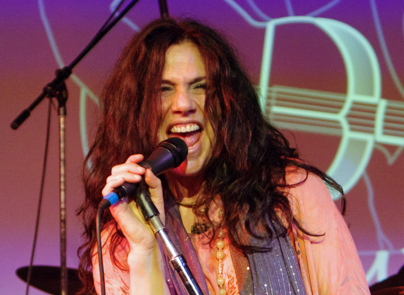 Sari Schorr and the Engine Room