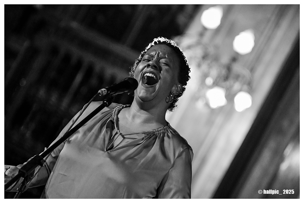 Indra Rios-Moore live in Napoli, Dec. 29, 2025 