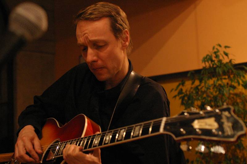 Hannu Wagger with the Swing Sollicitors at the Restaurant Des Halles de L'Ile, Geneva, Switzerland,2005
