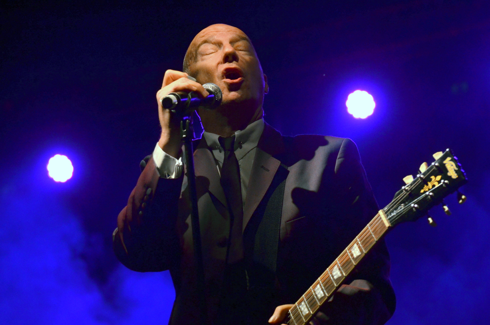 Midge Ure Performing at the Retro Futura Show on 8-23-2014.