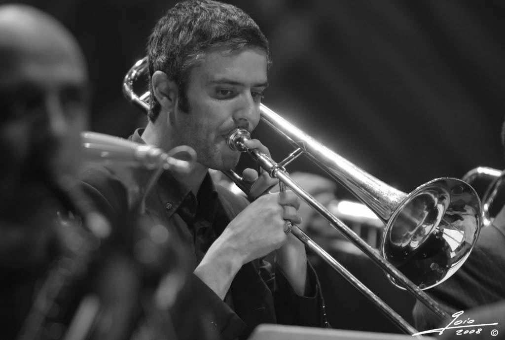 Barcelona Jazz Orchestra-(Detalle Trombom)-2007