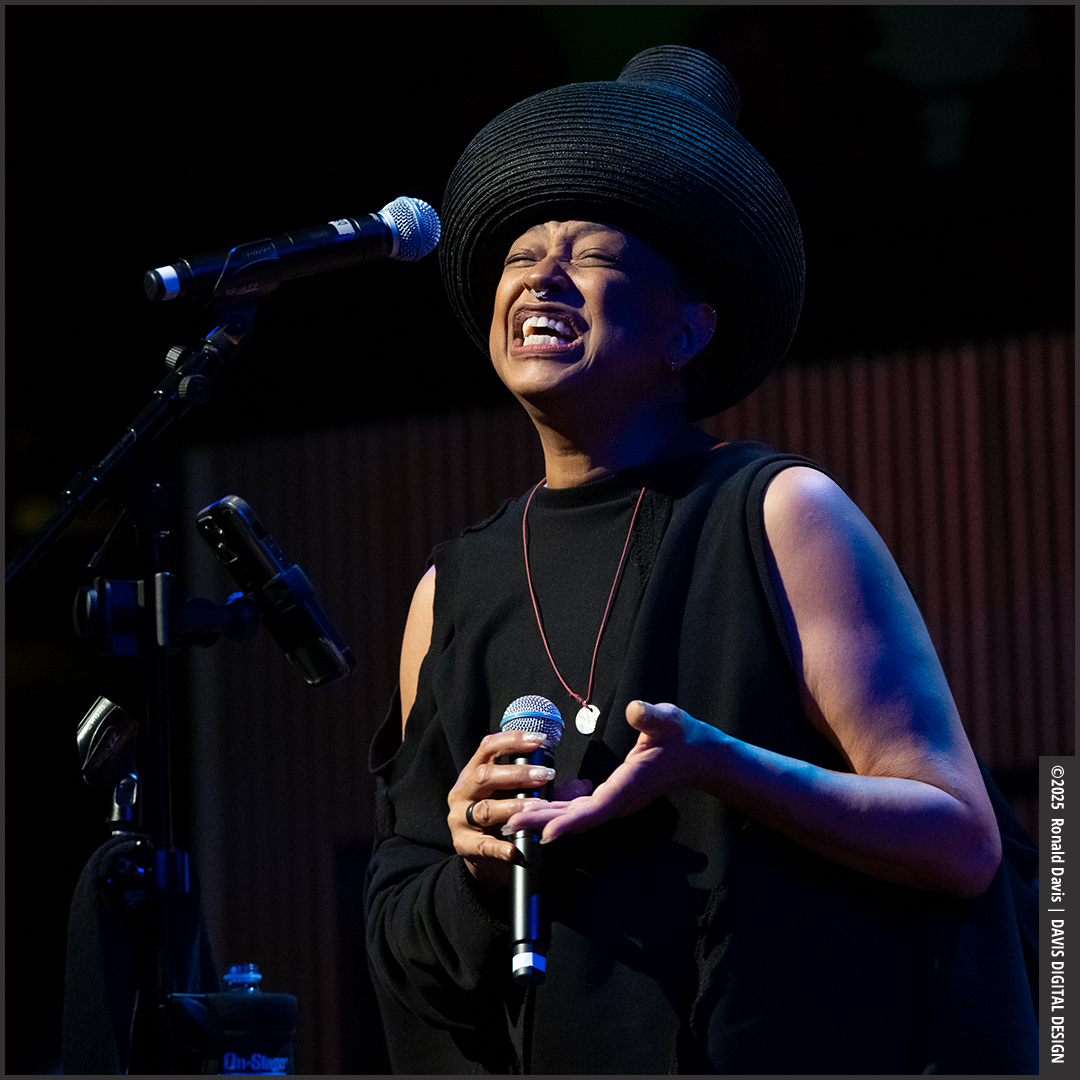 Lisa Fischer & Grand Baton
