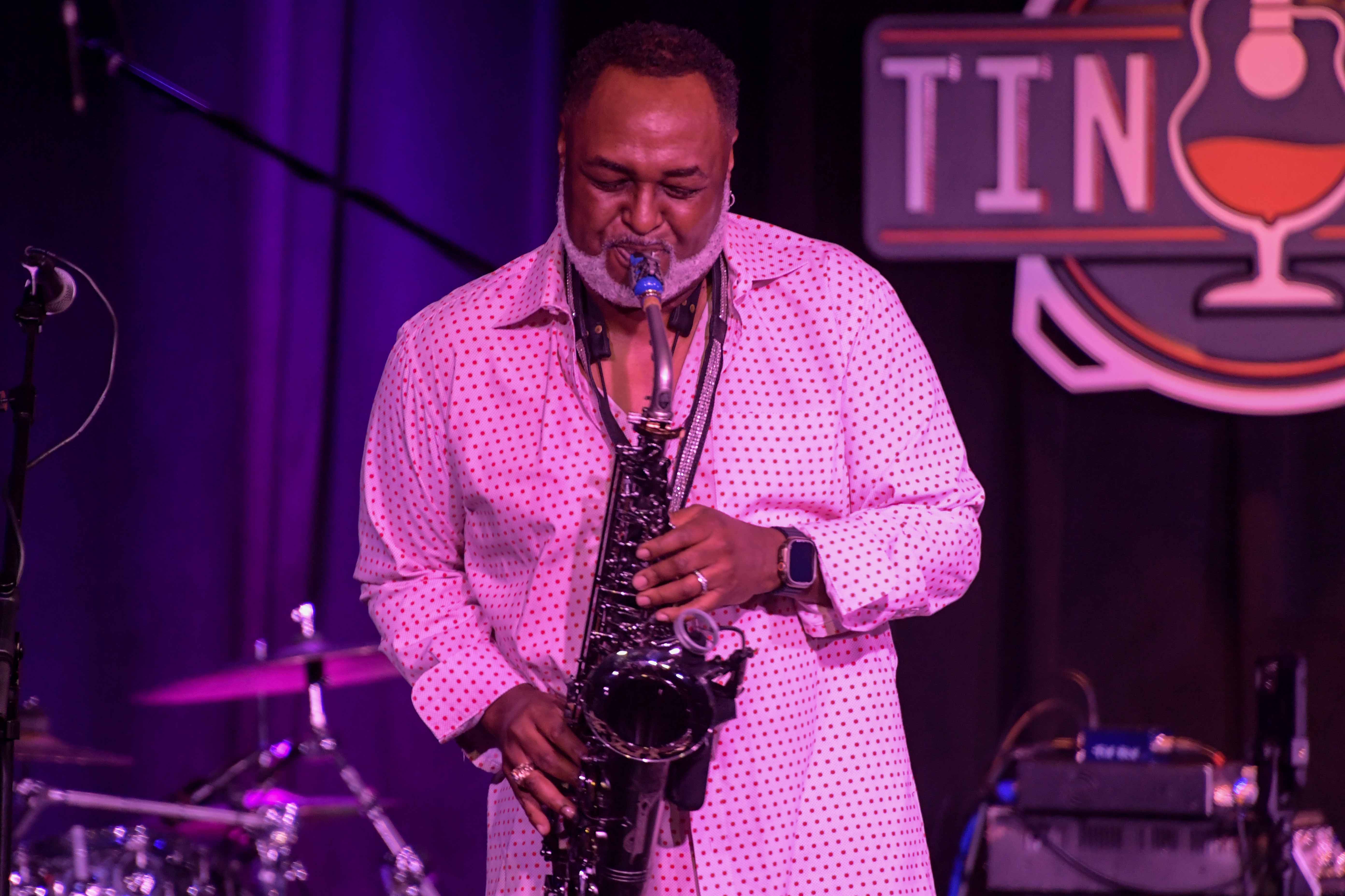 Art Sherrod Jr - tenor