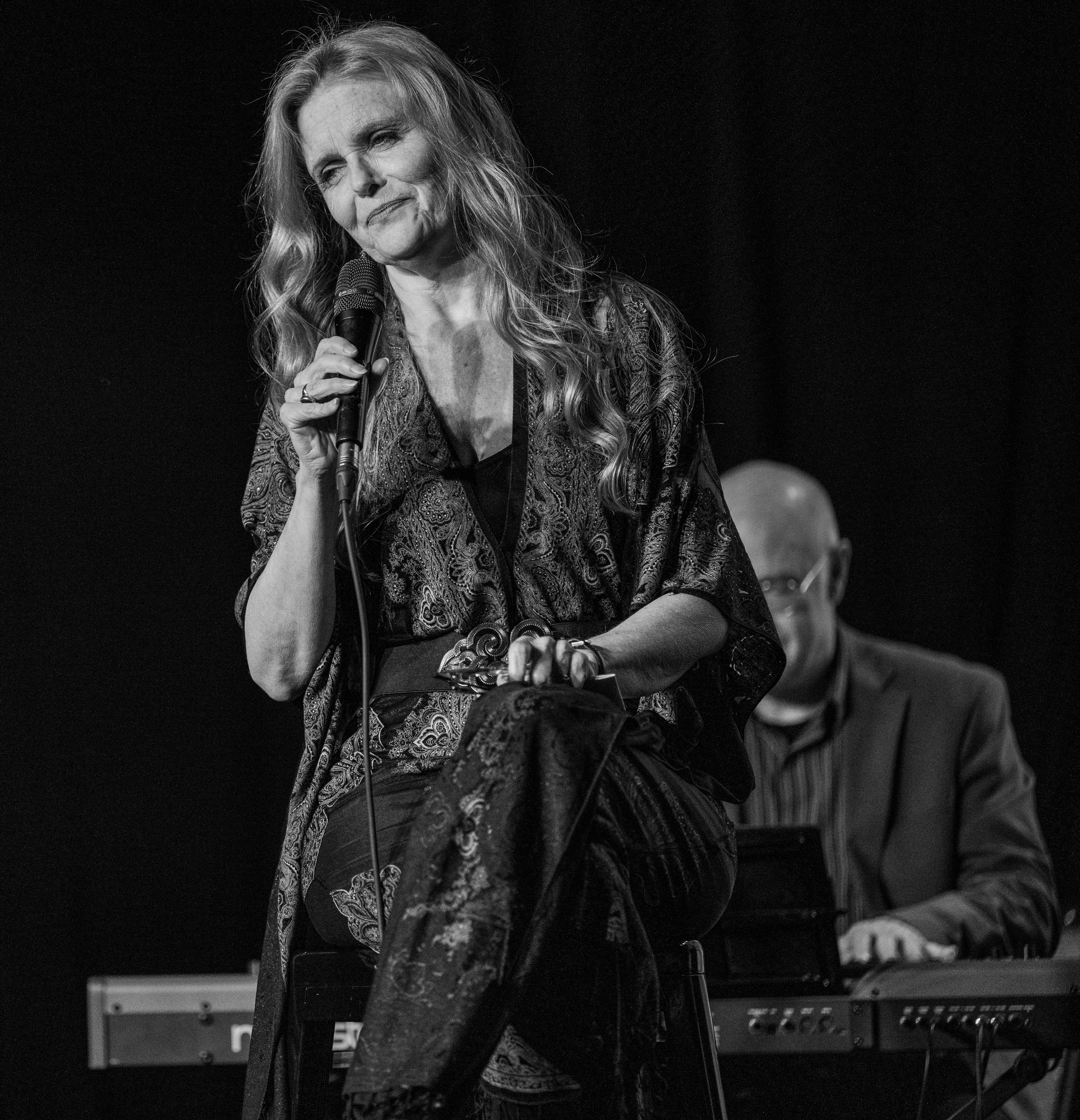 Tierney Sutton with the Jae Sinnett Trio