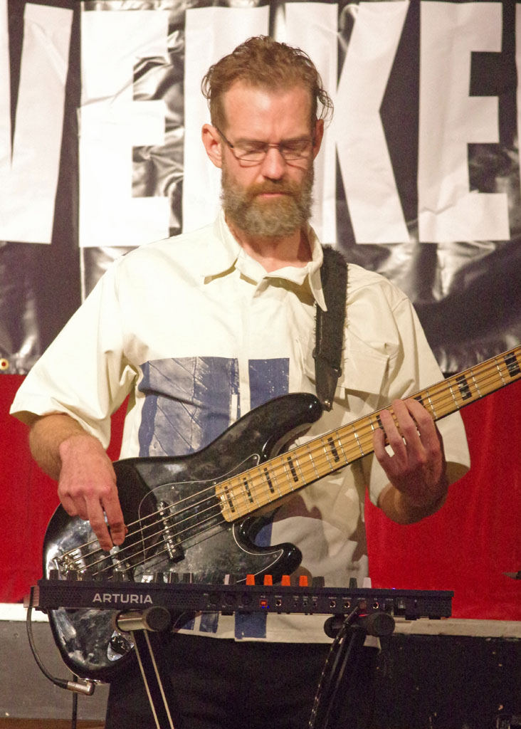 Robert Mitchell True Think