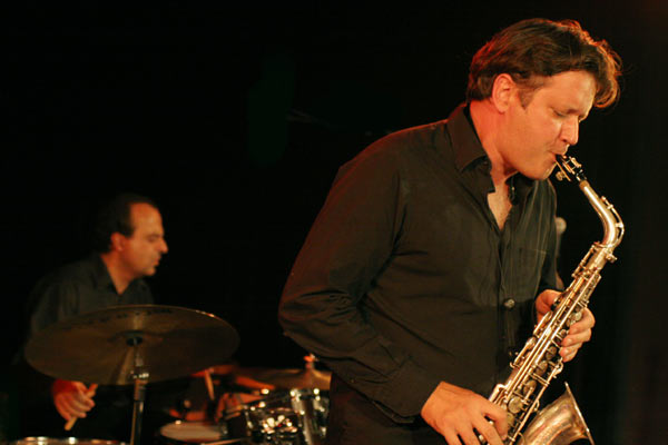 Stefano Saccon and Raul Esmerode with "Eduardo Kohan Libertango" at the Amr, Sud Des Alpes, Geneva, Switzerland,2005