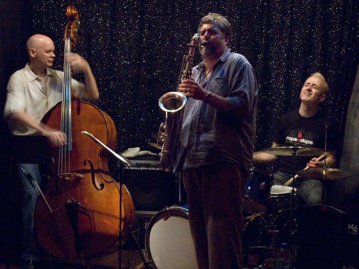 Bobby Previte Trio with Tony Malaby and Mark Helias - Jimmy's #43 2007