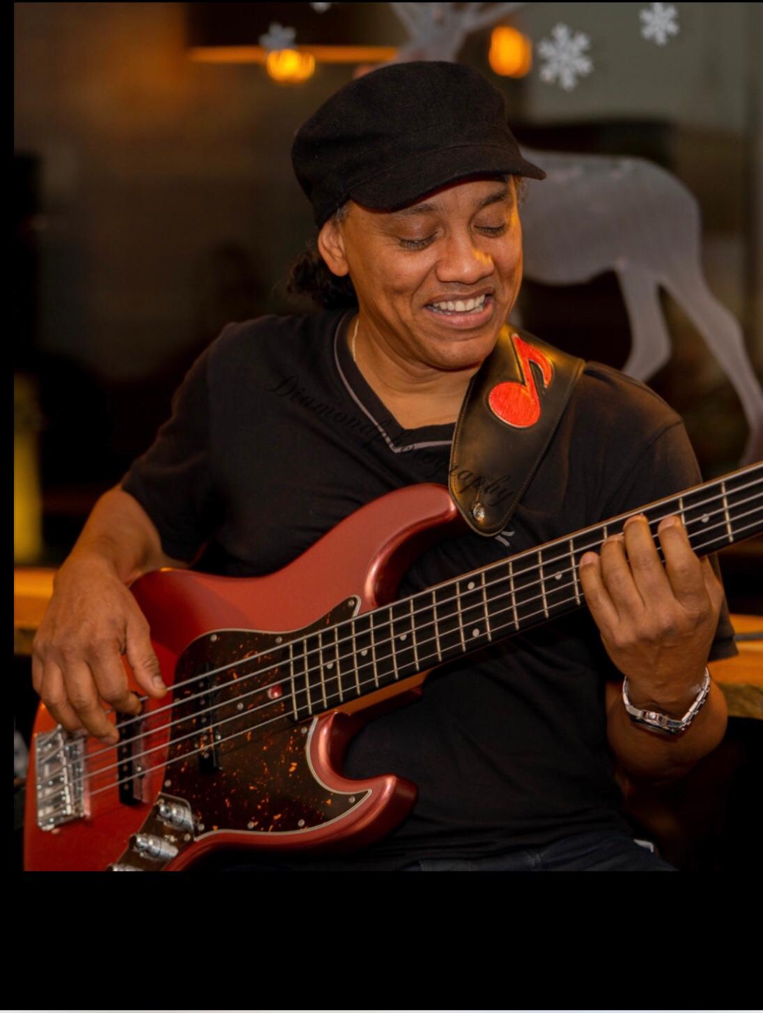 MCR having fun — jazz photo by Michael Curtis Ruiz | All About Jazz