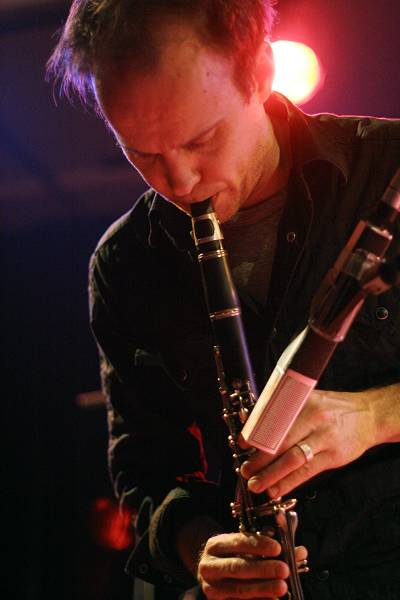 Chris Speed with the "Jim Black - Alasnoaxis" at the Sud Des Alpes, Amr, Geneva, Switzerland, April 2006