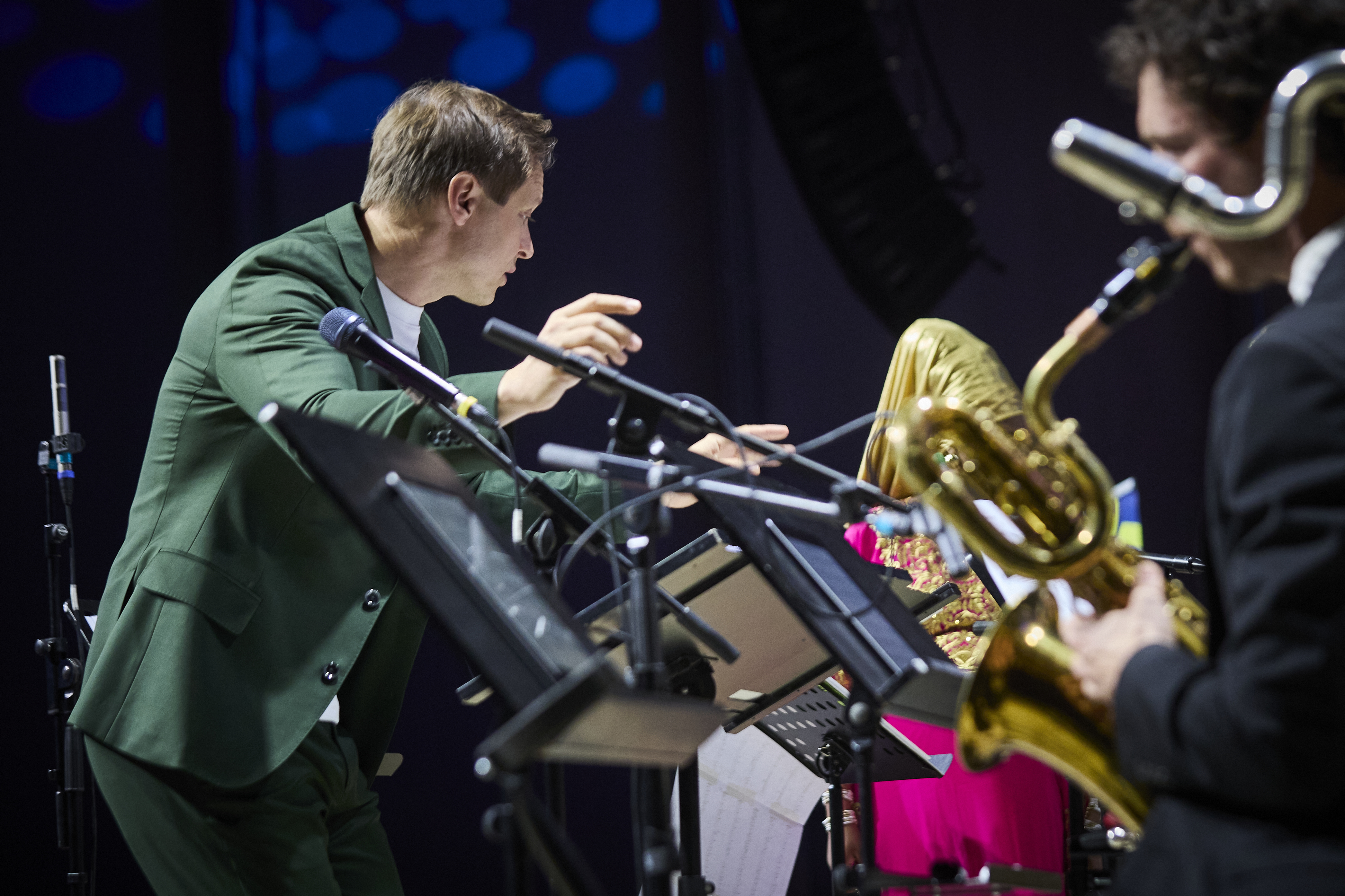 UMO Helsinki Jazz Orchestra feat. Jazzmeia Horn - Jukka Eskola — jazz photo by Artur Moral | All About Jazz