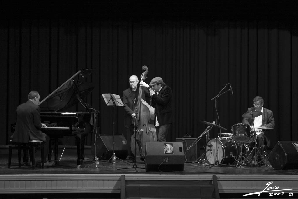 Antonio Serrano&Joshua Edelman Trio-2009