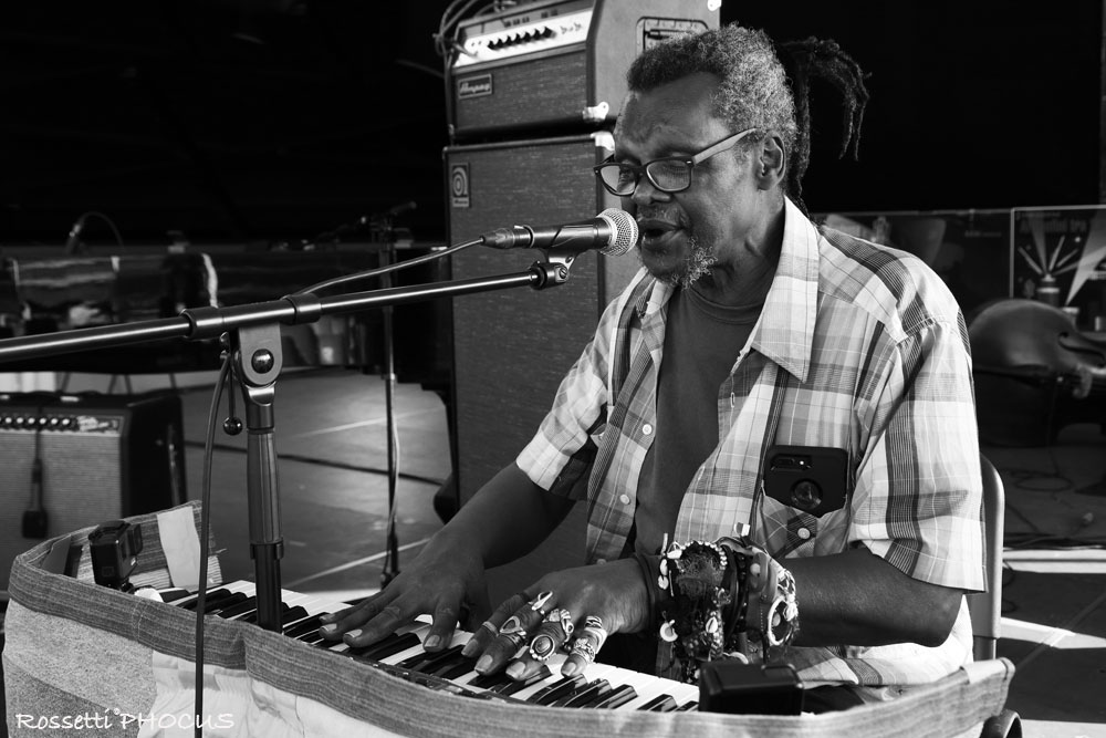 Lonnie Holley