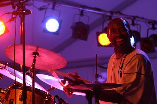 Sangoma Everett with the "Francois Lindemann Sextet" at the Festival Des Cropettes de L'Amr, Geneva, Switzerland,2005