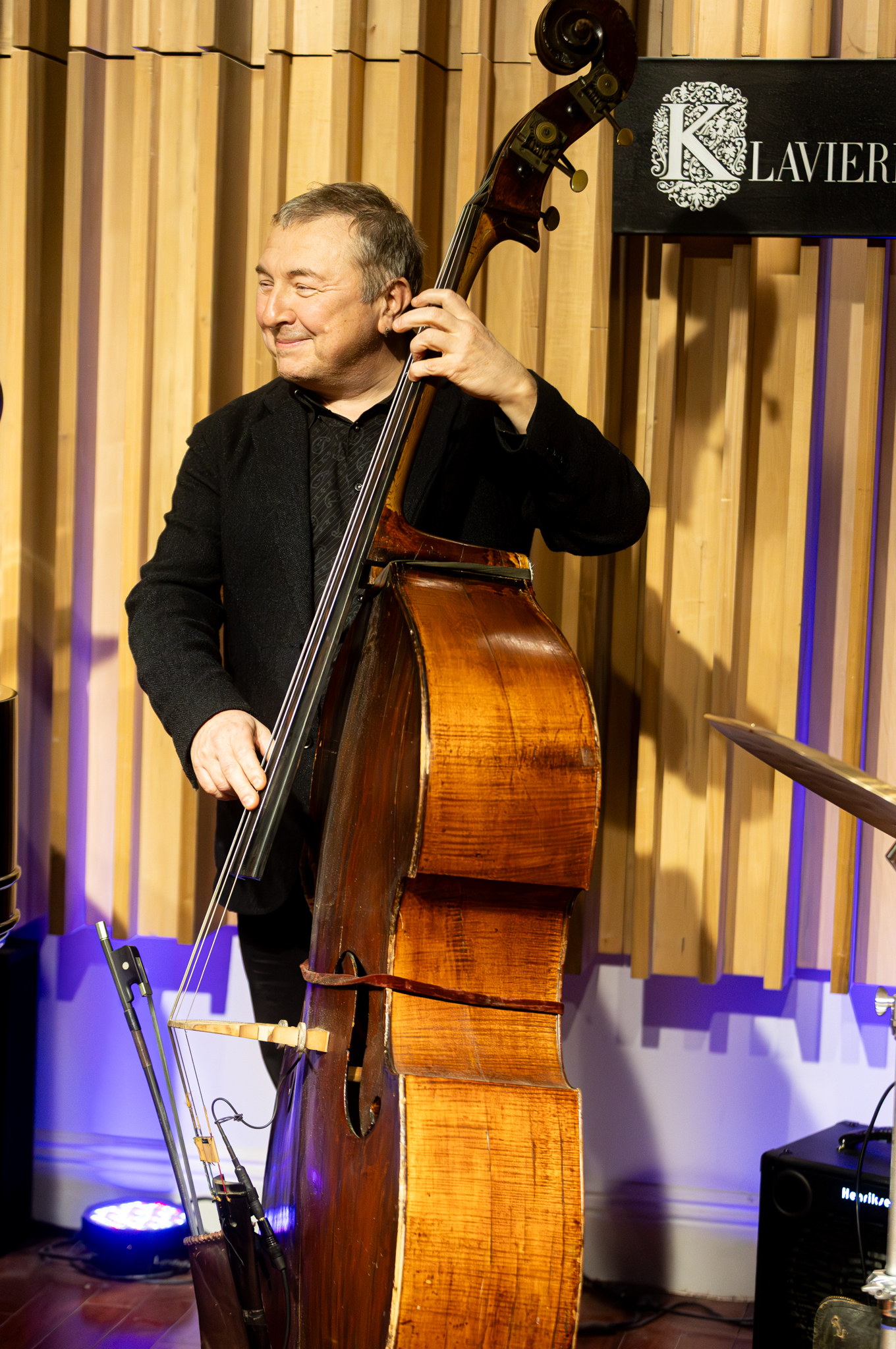 Boris Kozlov on bass