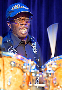 Paco Sery - [url=http://WWW.Jazzfotografie.Eisi.At/]WWW.Jazzfotografie.Eisi.At[/Url]