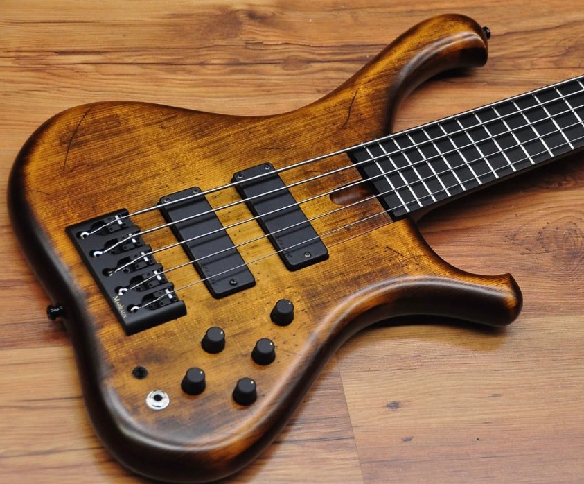 Davis's Marleaux Consat Bass
