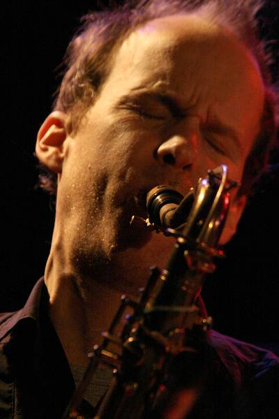 Chris Speed with the "Jim Black - Alasnoaxis" at the Sud Des Alpes, Amr, Geneva, Switzerland, April 2006