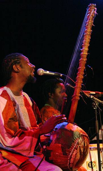 Laou Kouyate with "Kara" at the Sud Des Alpes, Amr, Geneva, Switzerland, March 2006