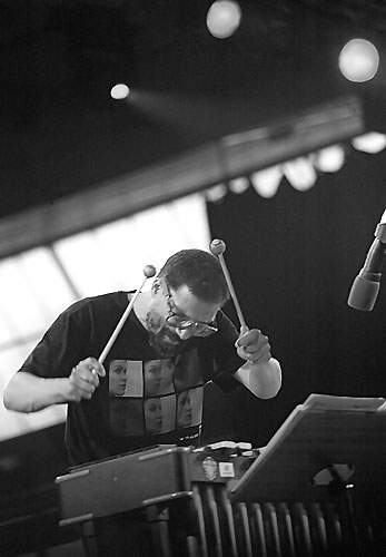 Steve Nelson (Dave Holland Big Band) / Vitoria 2003