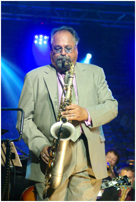 Joe Lovano 20157 HSBC Brecon Jazz Festival, Brecon, Wales, UK. August 2007. Images of Jazz
