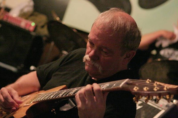John Abercrombie with the "Adam Kolker Quartet" at the Fat Cat, Manhattan, New-York, USA, June 2006