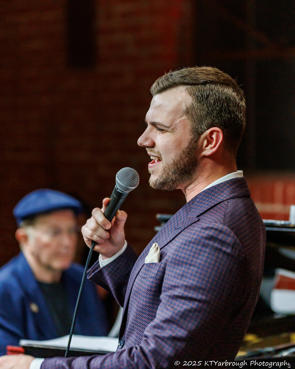 Christian Wiggs in Concert – Songs from Broadway & Cinema