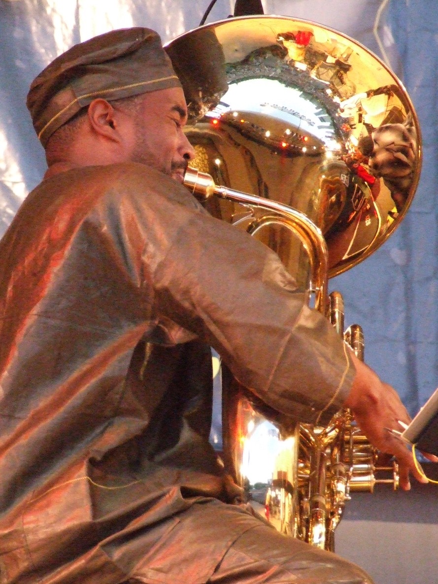 2008 Chicago Jazz Festival, Sunday: Aaron Dodd with Edward Wilkerson's 8 Bold Souls