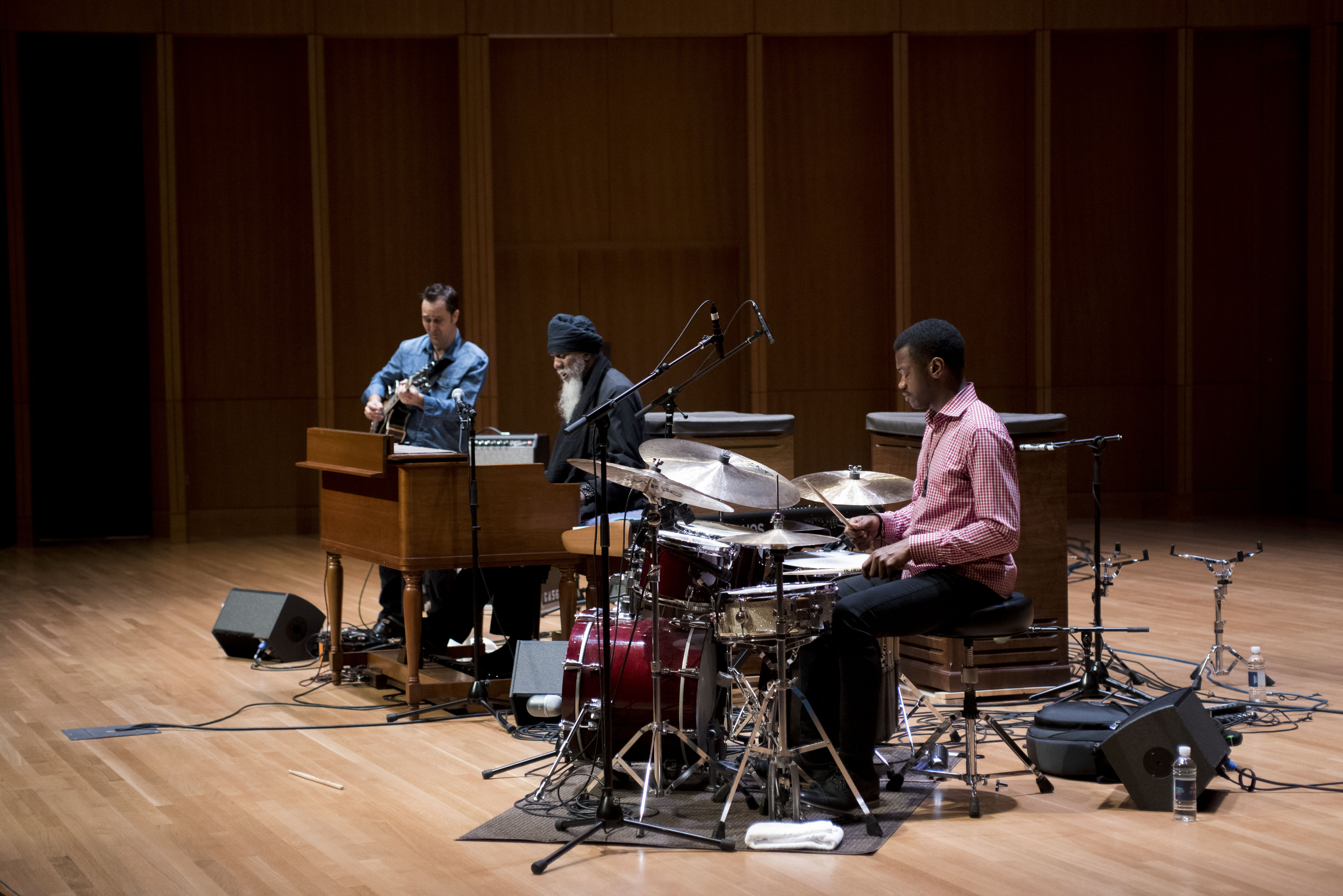 Jonathan Kreisberg, Dr. Lonnie Smith, and Xavier Breaker