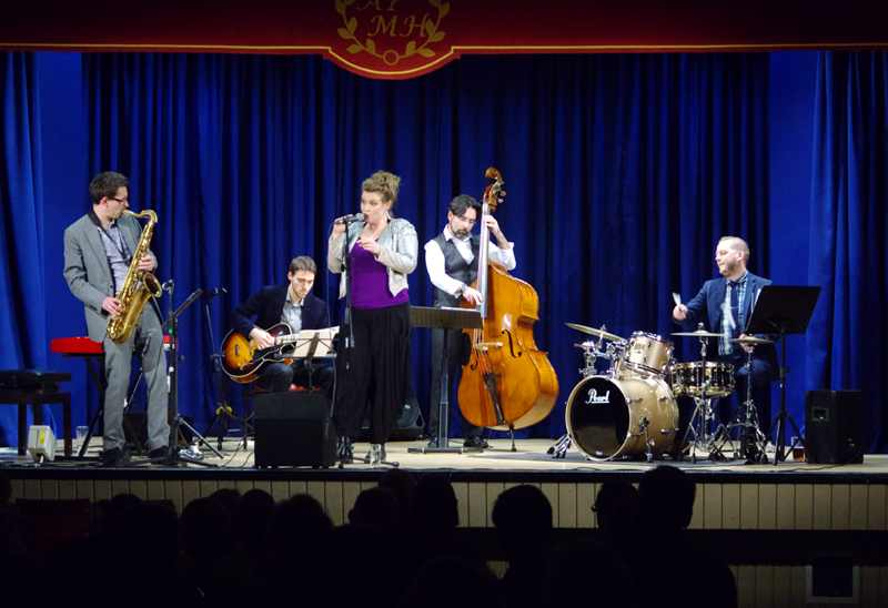 Polly Gibbons and Friends