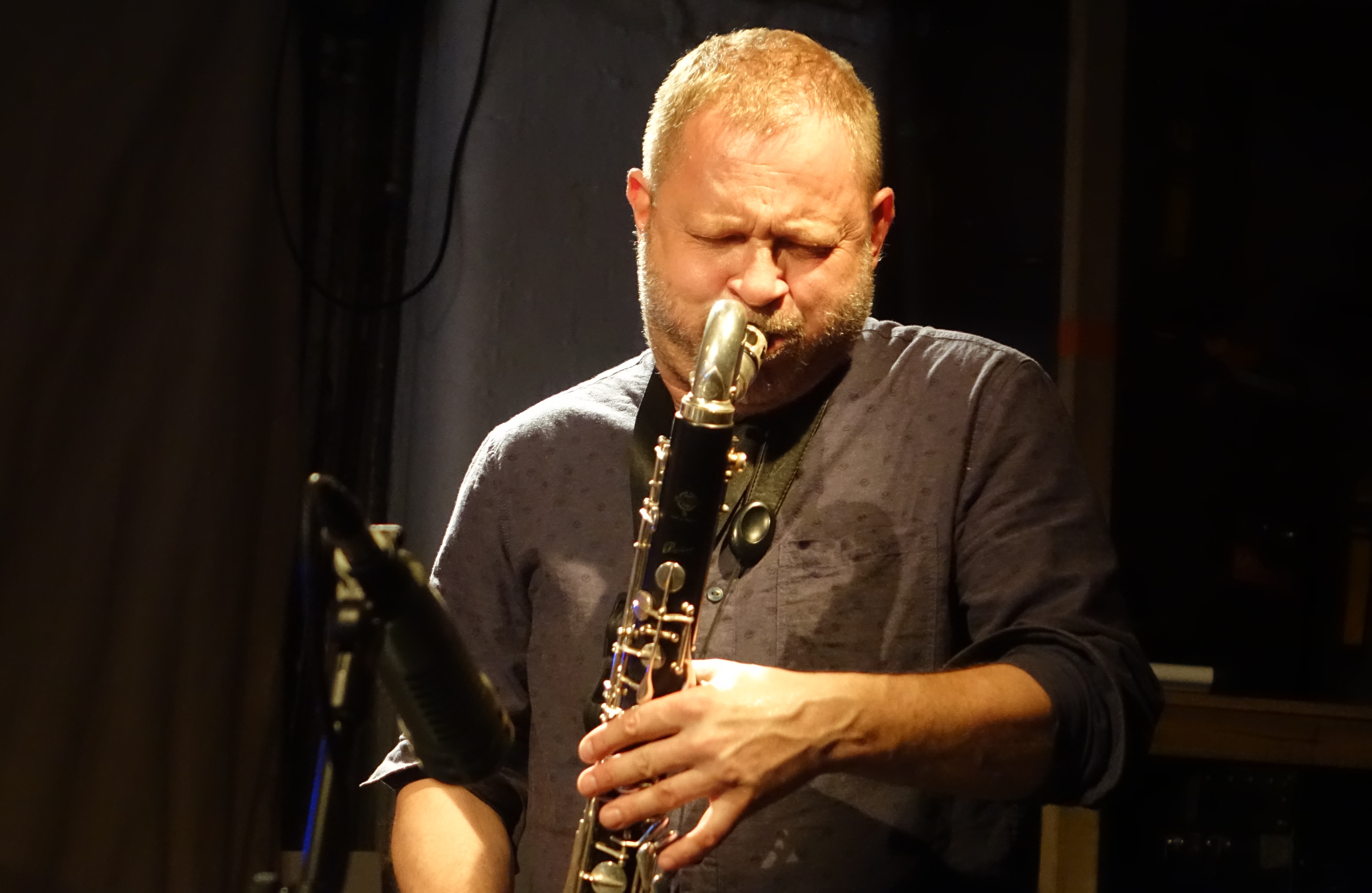 Mikolaj Trzaska at Cafe Oto, London in July 2019