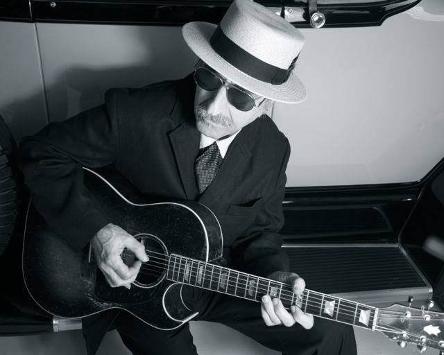 Leon Redbone