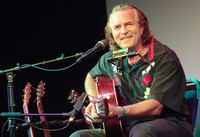 Hans Theessink, Crawley Blues Club