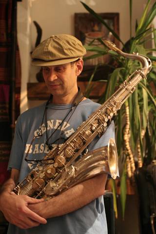Eduardo Kohan with Choro Bandido at the Verre a Soif, Geneva, Switzerland,2005