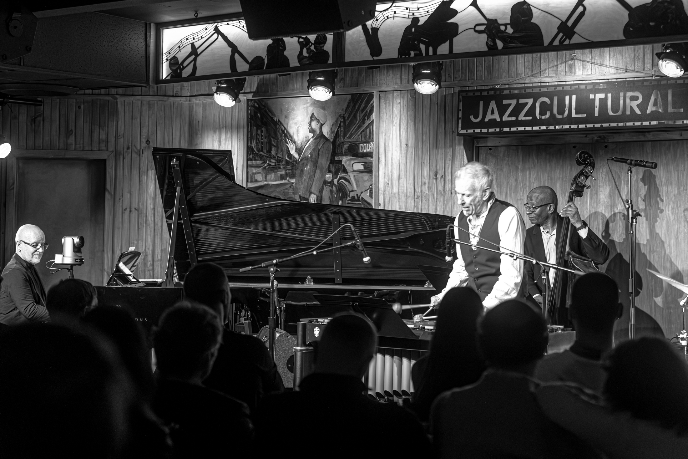 Joe Locke Quartet   — jazz photo by Tanja Momcilovic | All About Jazz