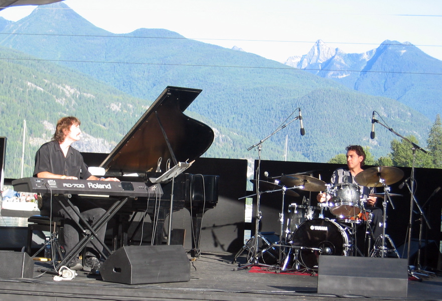 Kaslobc_pianodrums2005