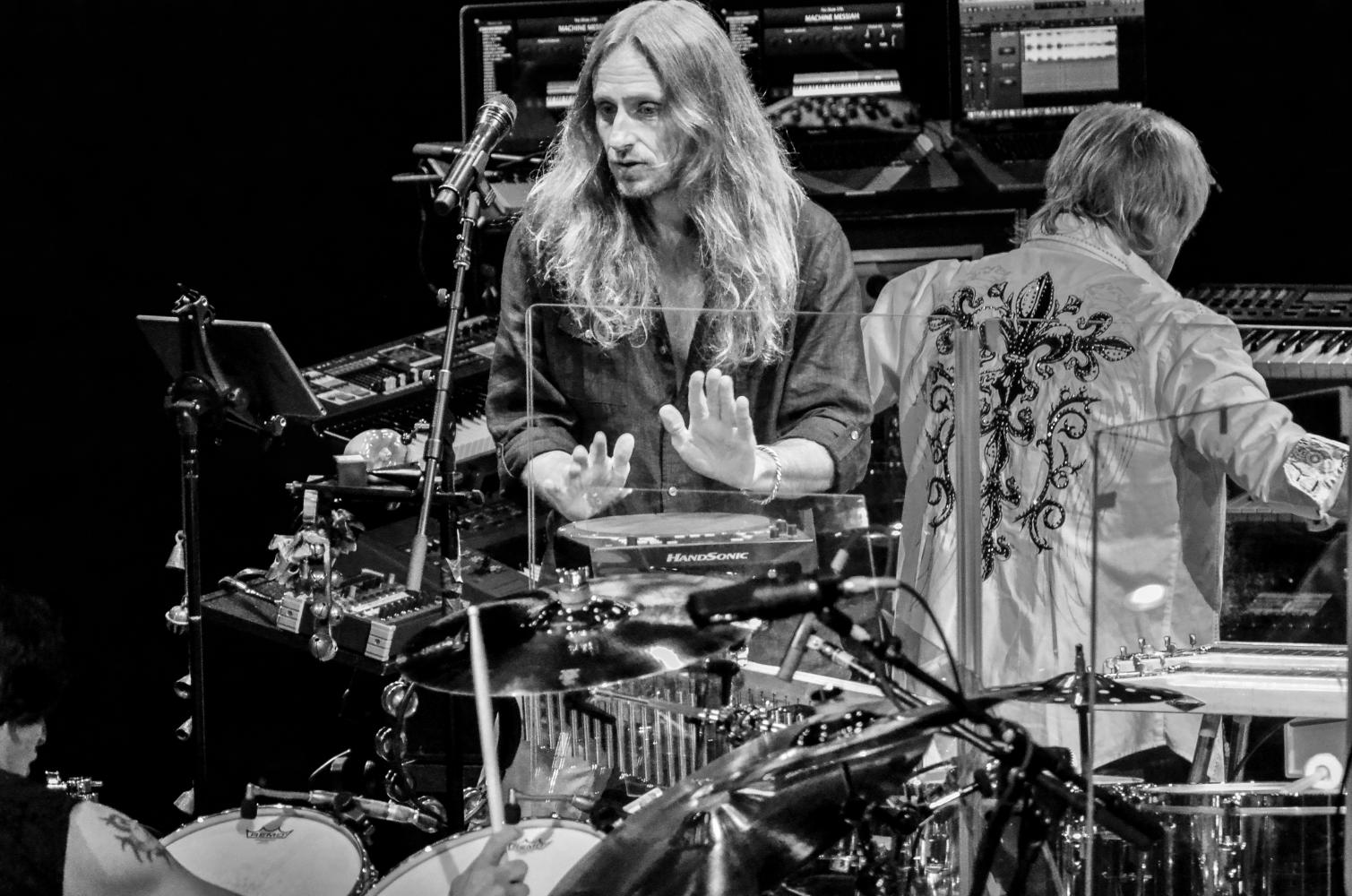 YES at NYCB Theatre at Westbury on 8-6-2016.