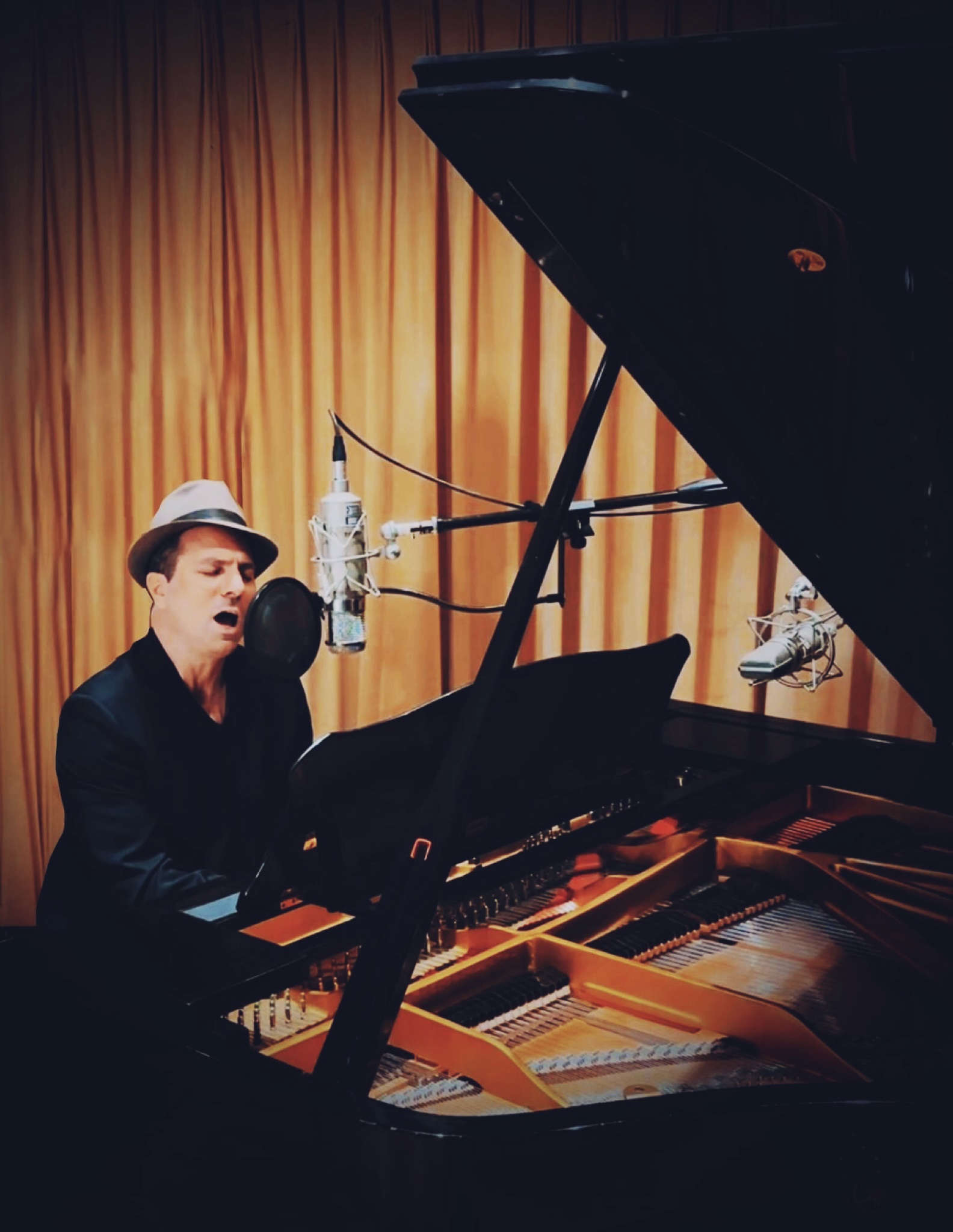 Vincent Covello Piano