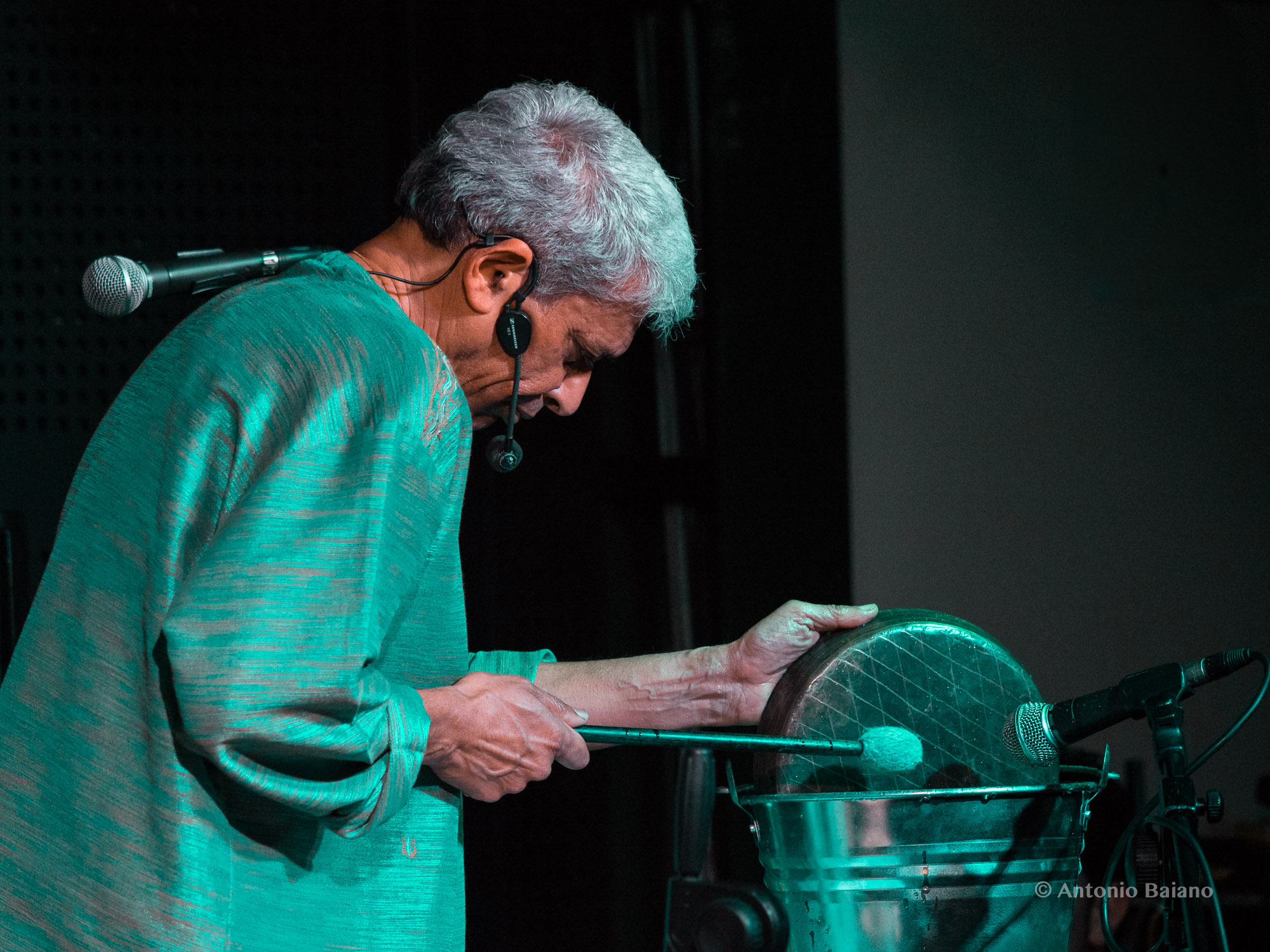 Trilok Gurtu - Solo concert