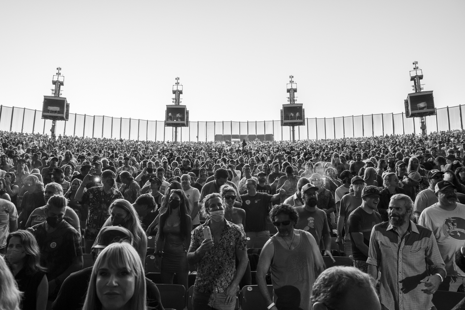 Shoreline offers Tahoe evacuees Phish haven
