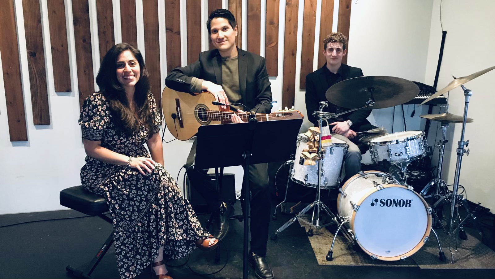 MARIO DUEÑAS TRIO Featuring Denisse Navarro and Tyler Steege