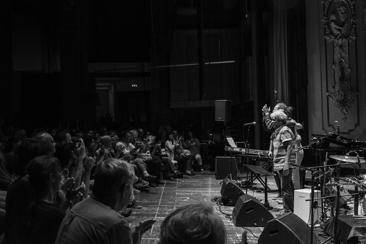 TRILOK GURTU BAND