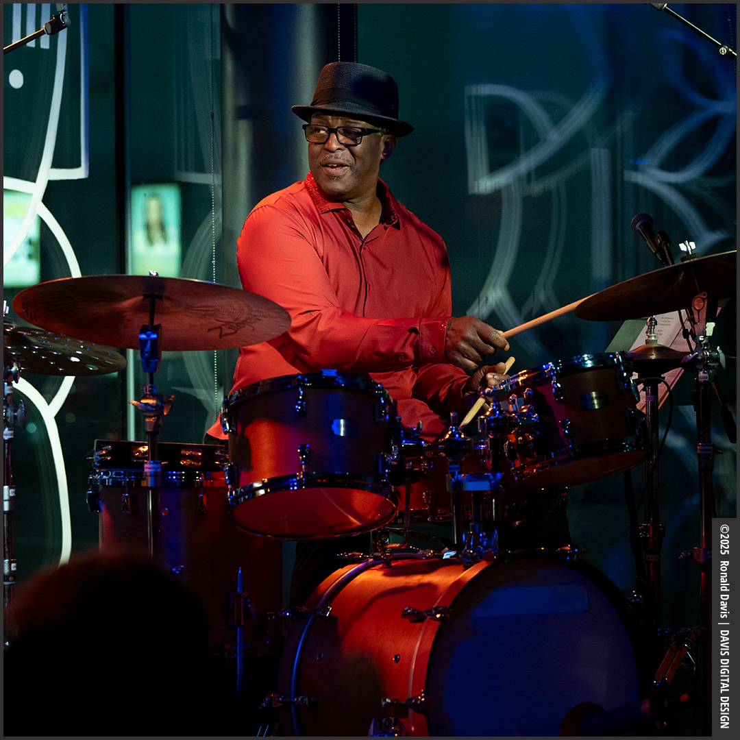 Herlin Riley