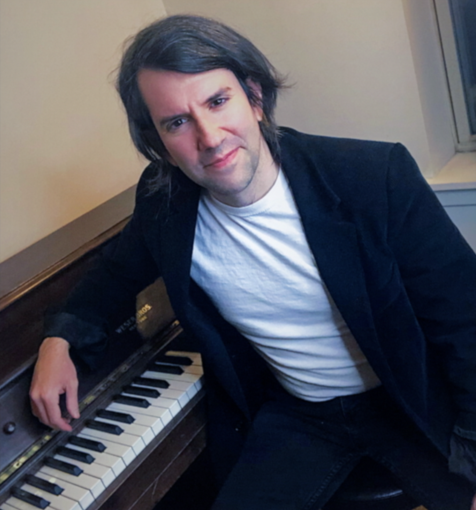 At the piano — jazz photo by Dave Asher | All About Jazz