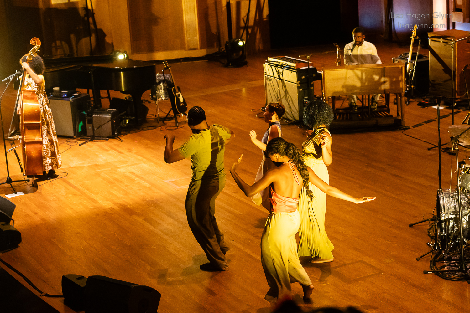 Esperanza Spalding / Antonio Brown Dance