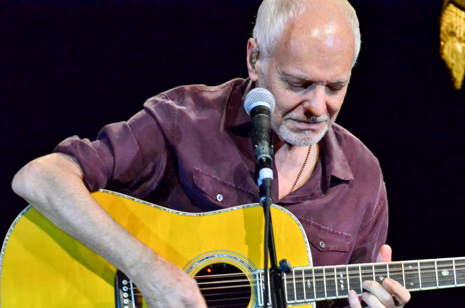 Peter Frampton at NYCB Theatre at Westbury on 10-19-2016.