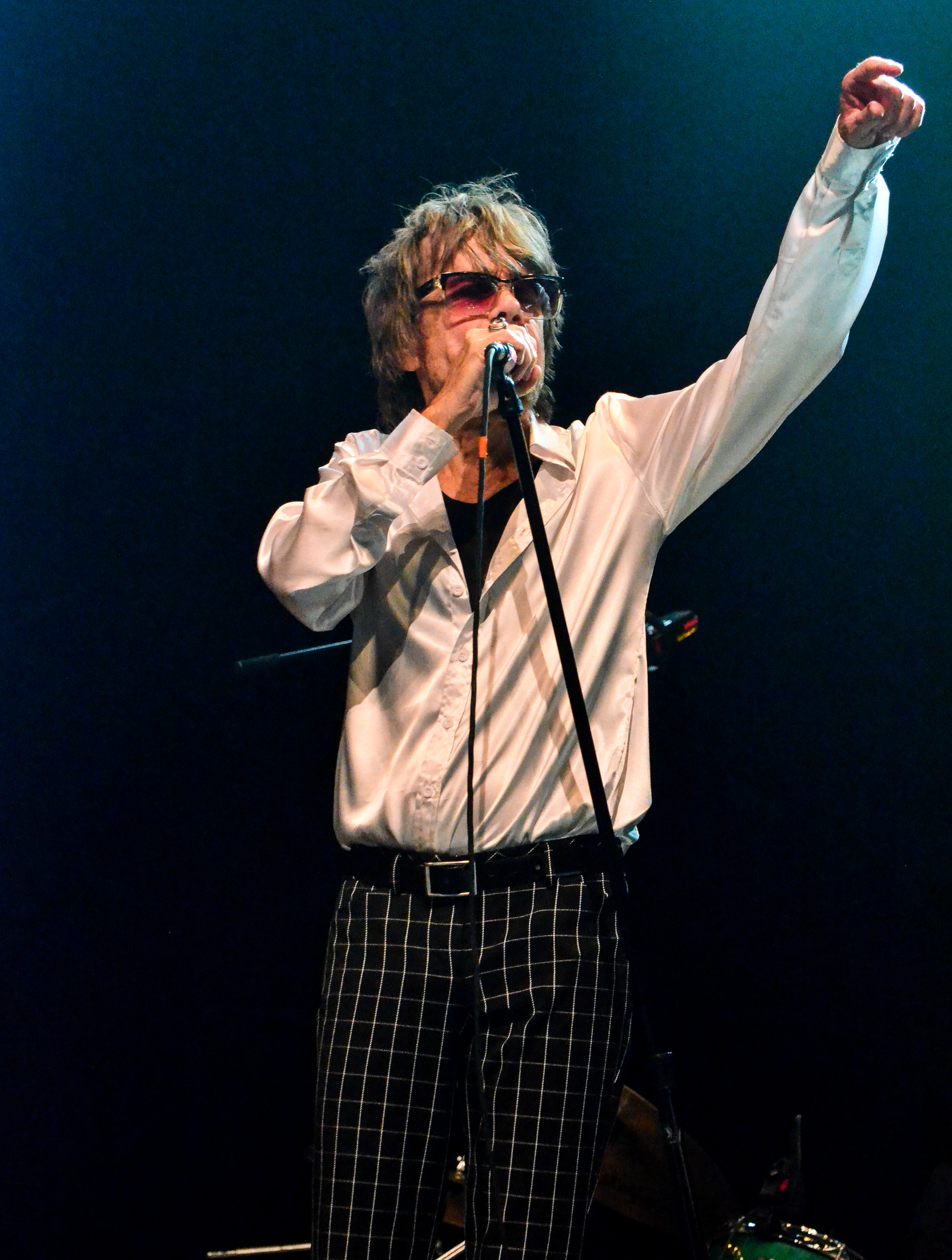 David Johansen rocks The Space at Westbury With Opener Frankenstein 3000. 